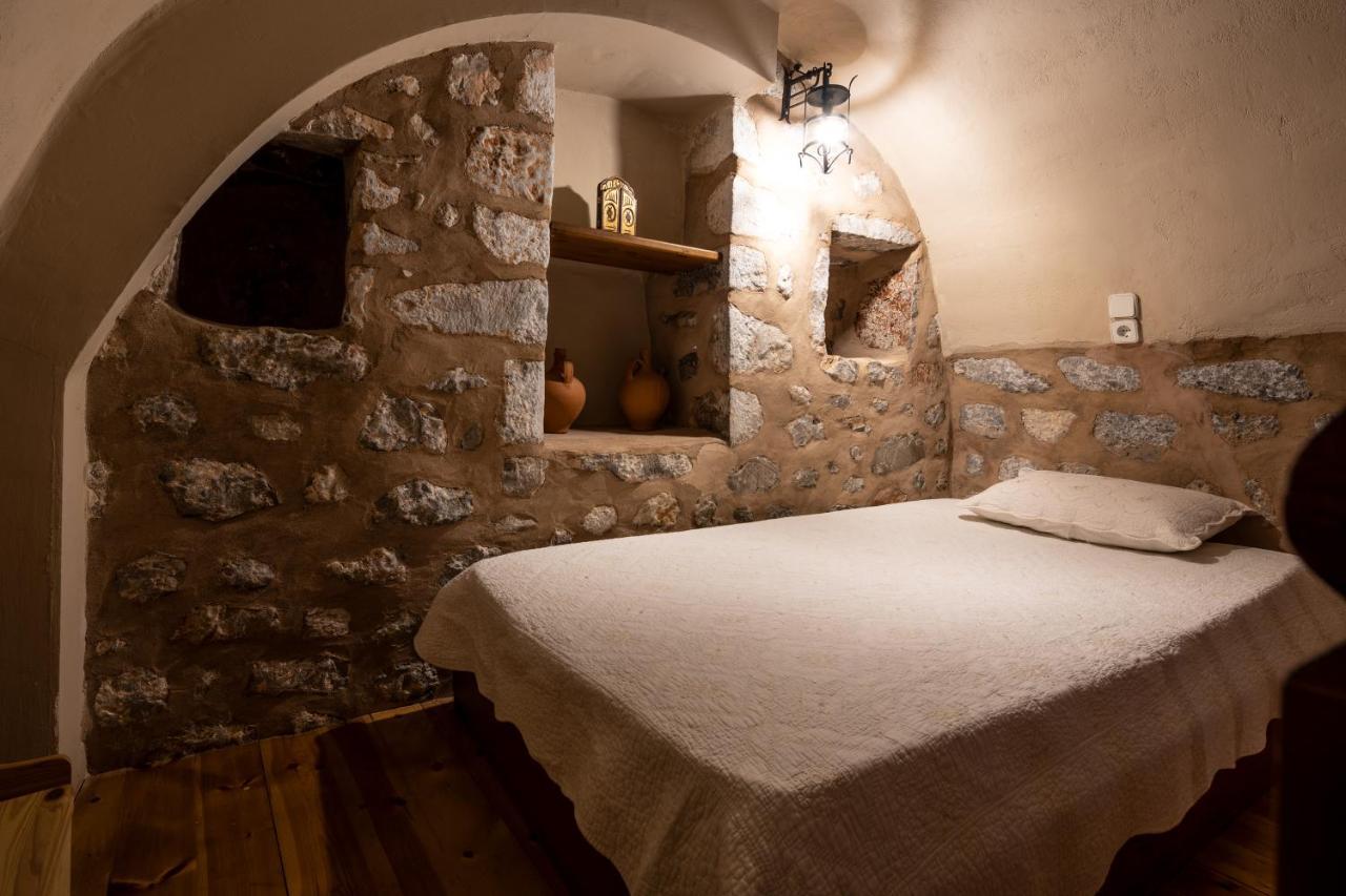 Arapakis Historic Castle Aparthotel Pyrgos Dirou Luaran gambar