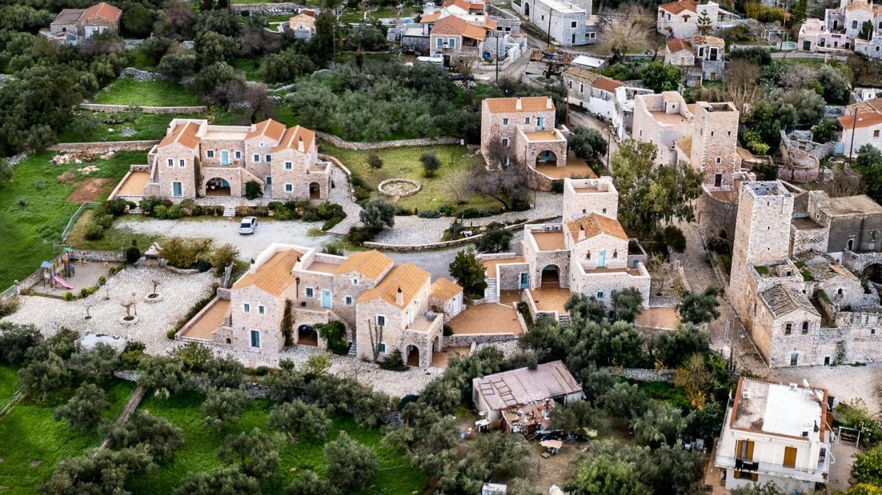 Arapakis Historic Castle Aparthotel Pyrgos Dirou Luaran gambar