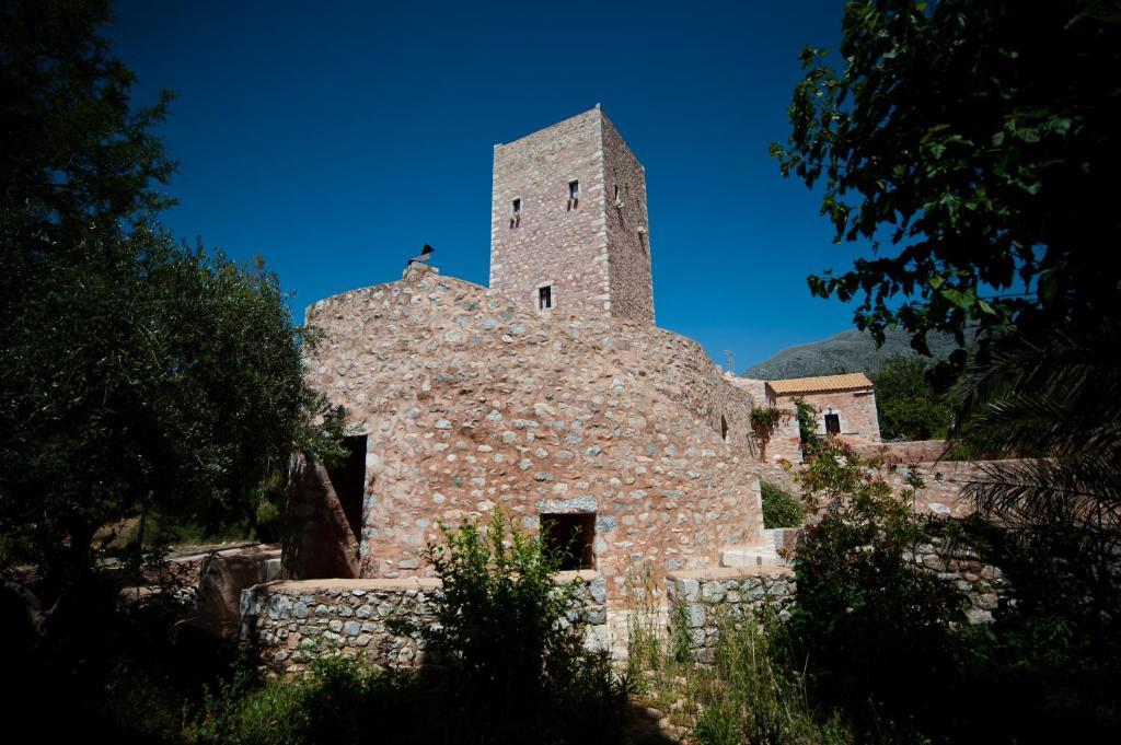 Arapakis Historic Castle Aparthotel Pyrgos Dirou Luaran gambar