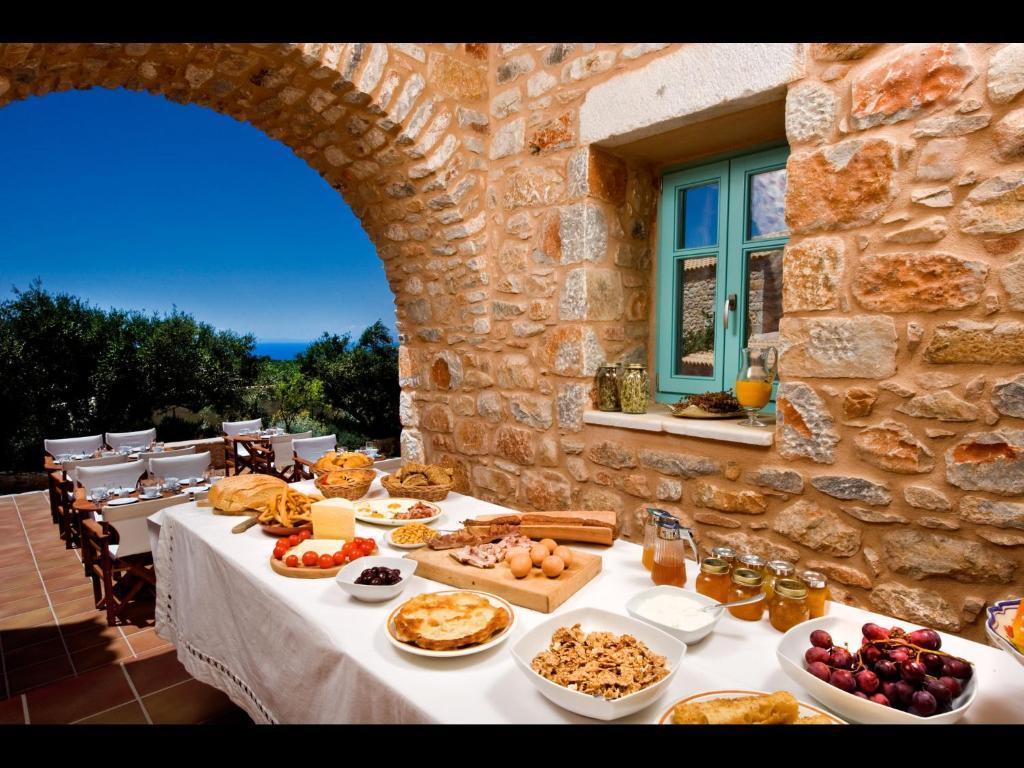Arapakis Historic Castle Aparthotel Pyrgos Dirou Luaran gambar